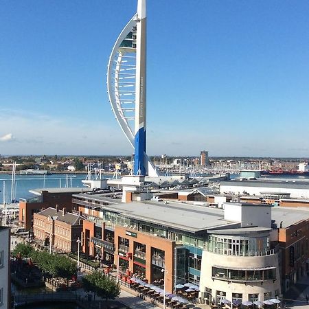 Gunwharf Quays Harbour Apartments Portsmouth Eksteriør billede